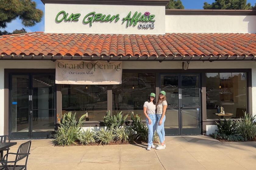 Sisters Jeanette and Jacqueline Gaistman have opened Our Green Affair Cafe in Solana Beach.