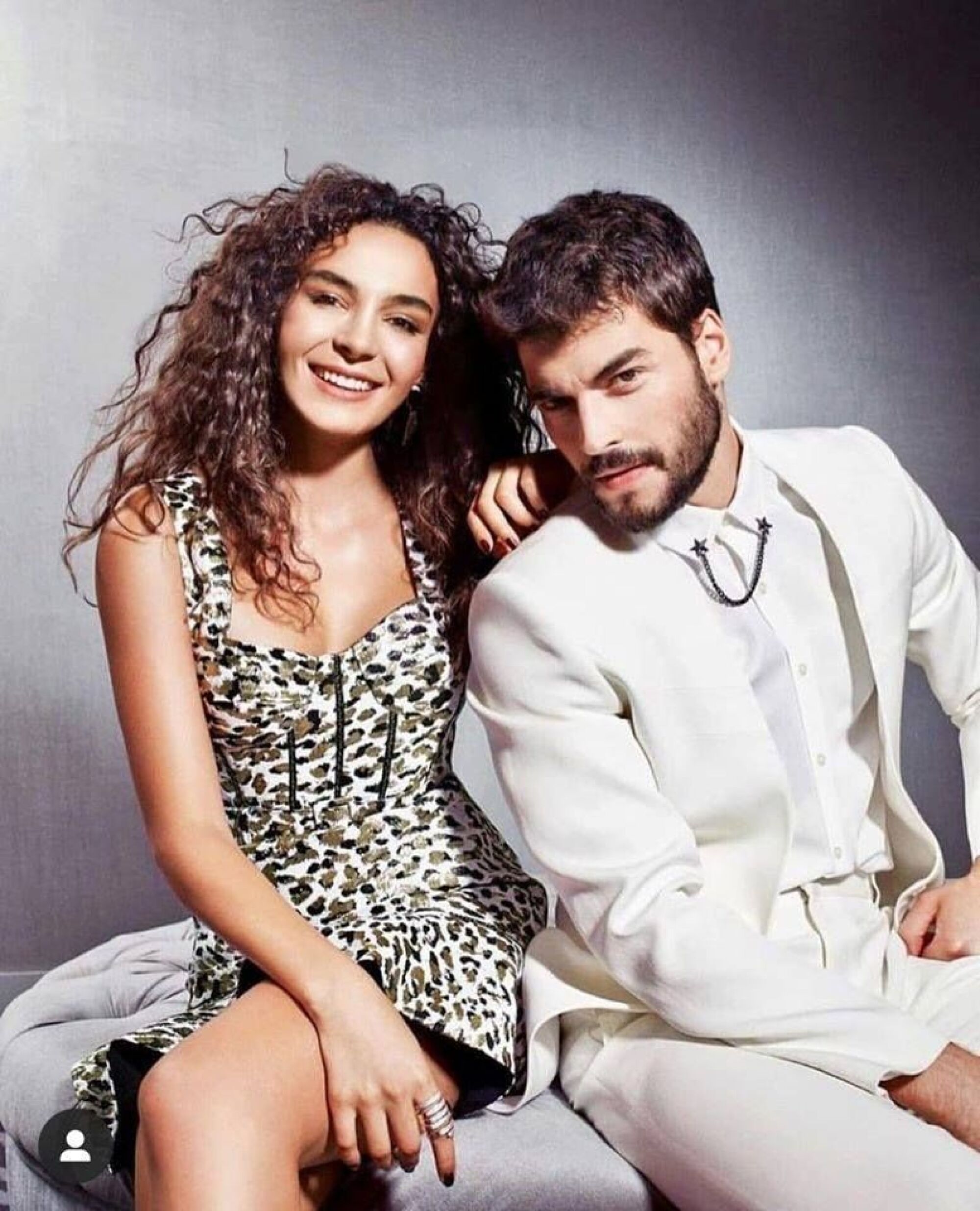 "Hercai" le ha funcionado a Telemundo, pero Univision va mejor con una telenovela tradicional.