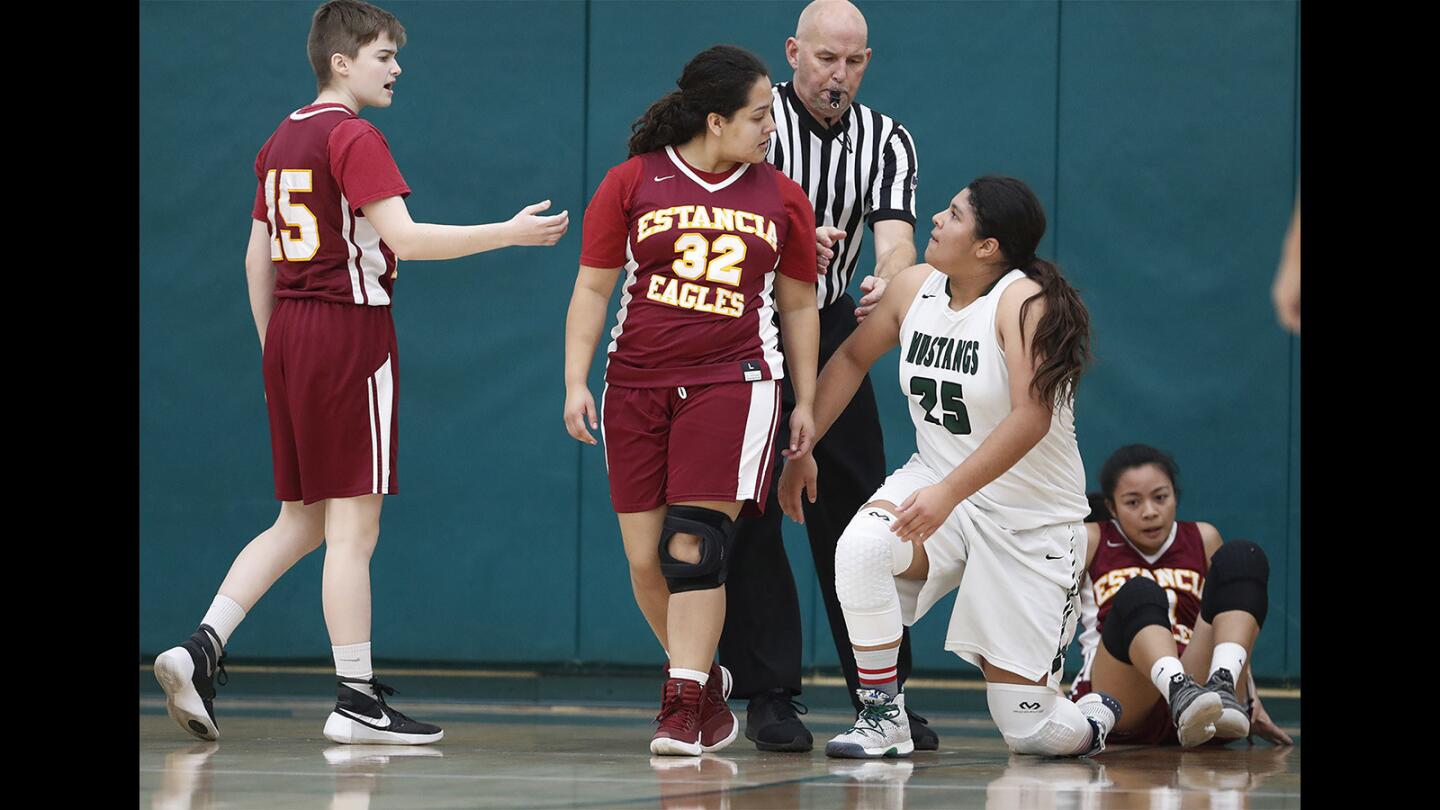 Estancia vs. Costa Mesa girls' basketball