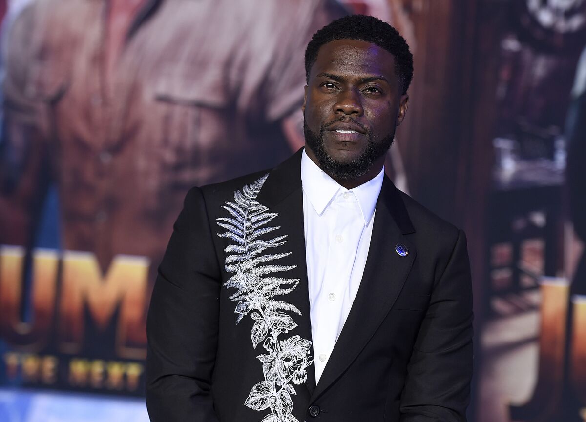 Kevin Hart poses for photographers at the premiere of "Jumanji: the upper level," on December 9, 2019.