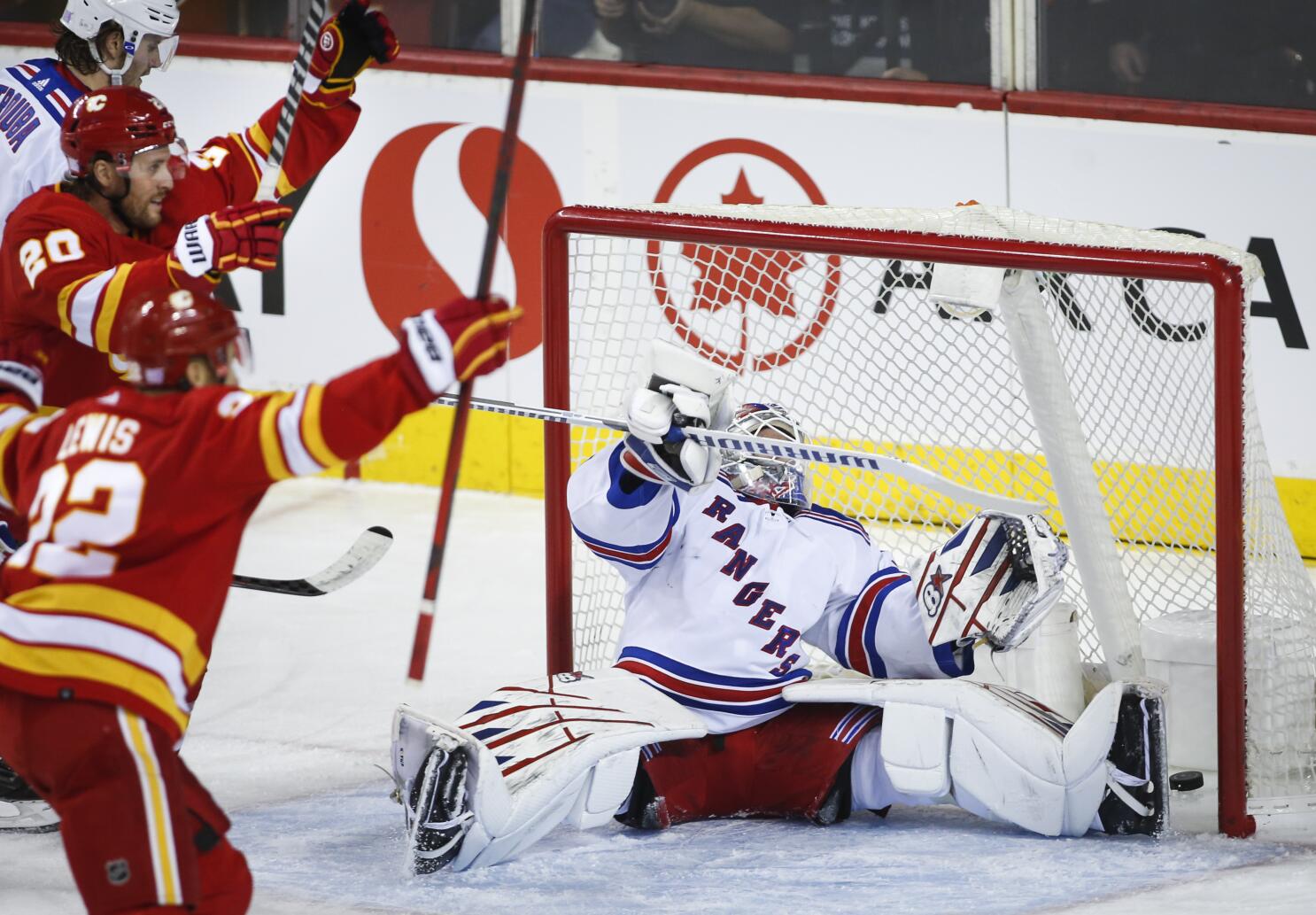 Markstrom gets 9th shutout as Flames beat Red Wings
