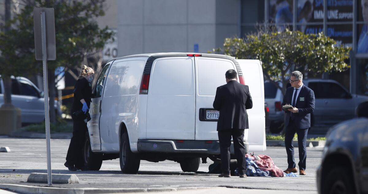Un tiroteo en Monterey Park se salda con 10 muertos y el suicidio de su  autor - San Diego Union-Tribune en Español