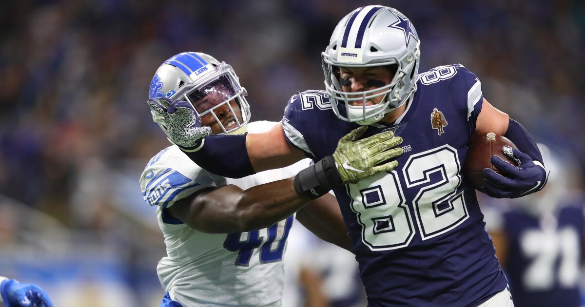 Why do Detroit Lions and Dallas Cowboys always play on Thanksgiving? Why do Detroit Lions and Dallas Cowboys always play on Thanksgiving?