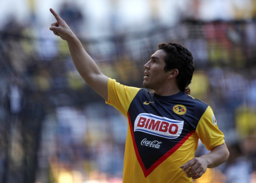 Salvador Cabañas.