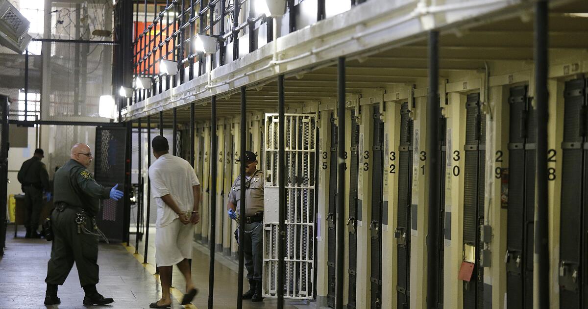 California inmates can take college classes, but often with no internet and limited tech