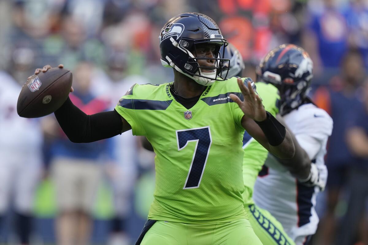 Geno Smith hears chants, relishes Seahawks opening victory - The