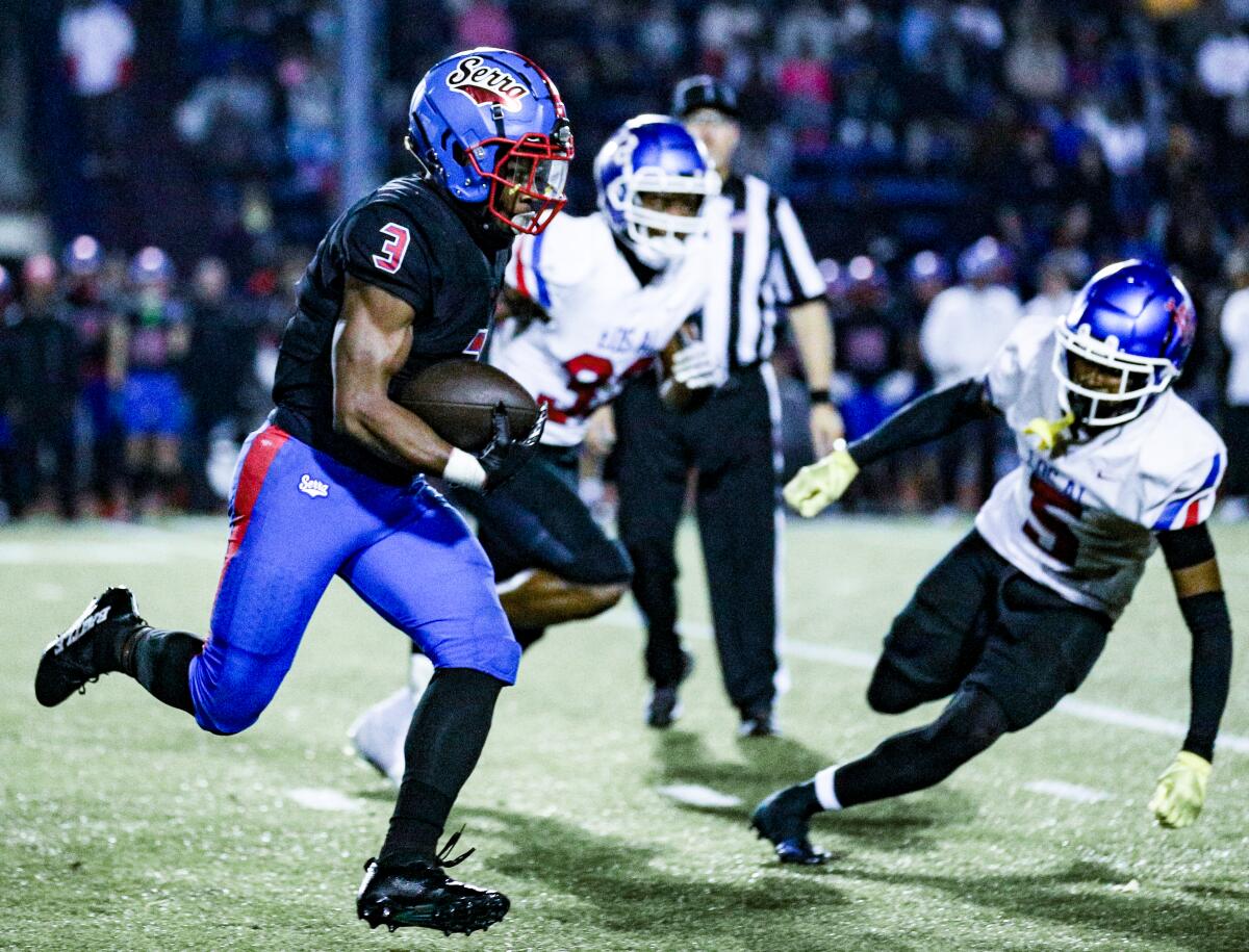 Cincere Rhaney of Gardena Serra rushed for 203 yards and one touchdo