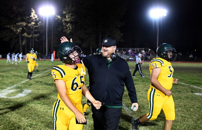 Plaschke Football Games In Paradise Are Anything But For Bobcats