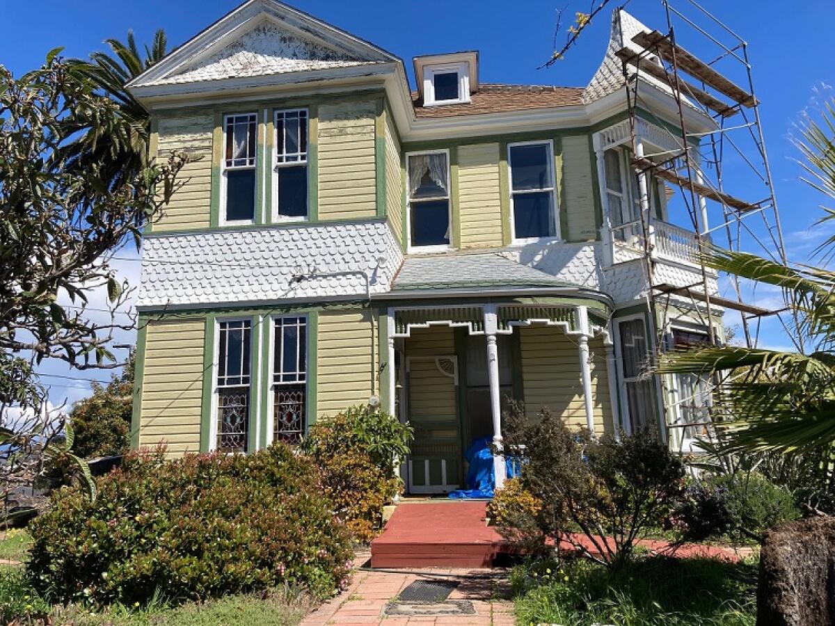 The Carlsbad Historic Preservation Commission has asked the City Council to preserve the 1887 Culver House on Highland Drive.