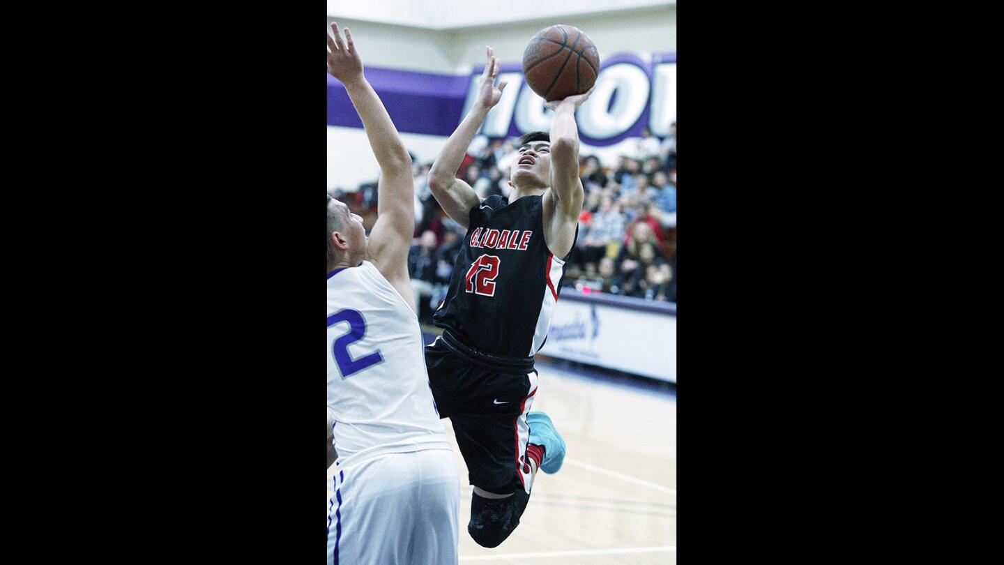 Photo Gallery: Glendale vs. Hoover in Pacific League season finale boys' basketball