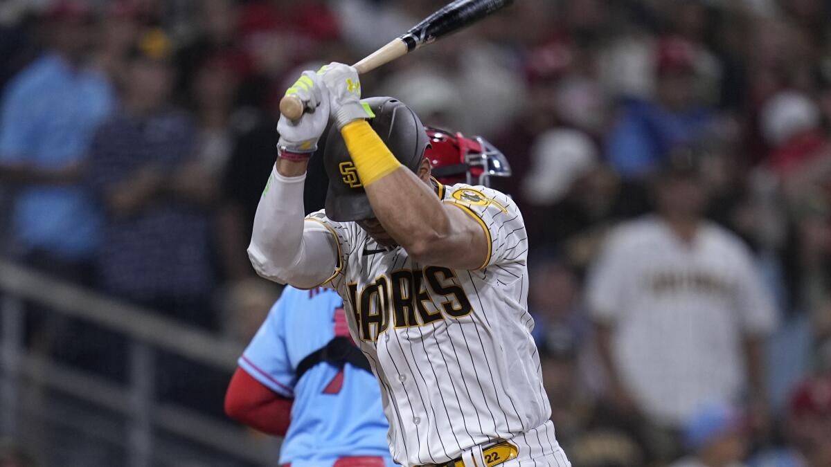 Padres drop to 0-12 in extra innings, matching 1969 Expos, with 5-2 loss to  Cardinals