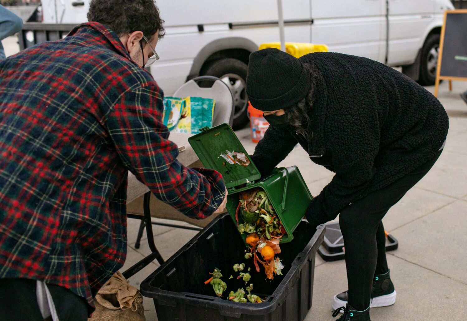 Food scraps attract bugs. How to keep your waste bin safe to open
