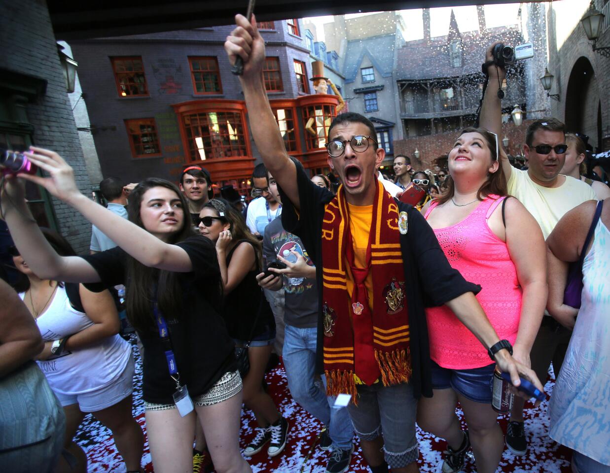 DIAGON ALLEY GRAND OPENING