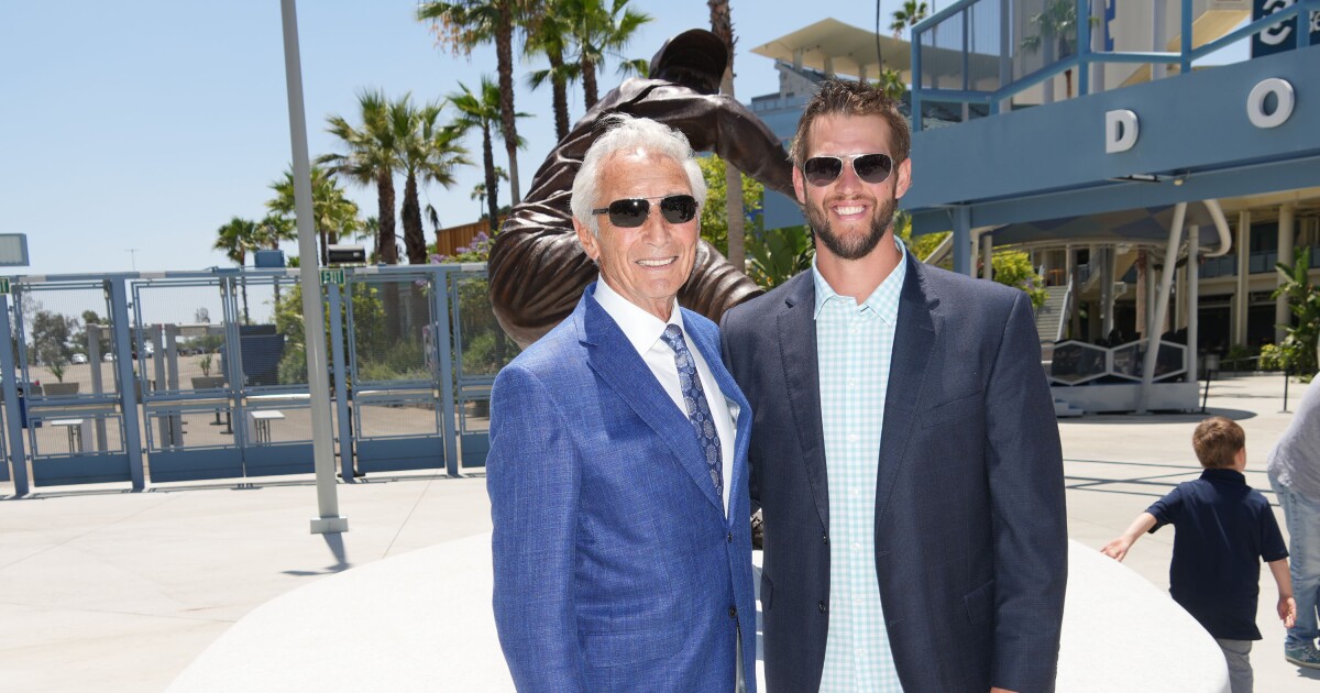 Sandy Koufax statue unveiling ceremony a time of gratitude - Los Angeles Times