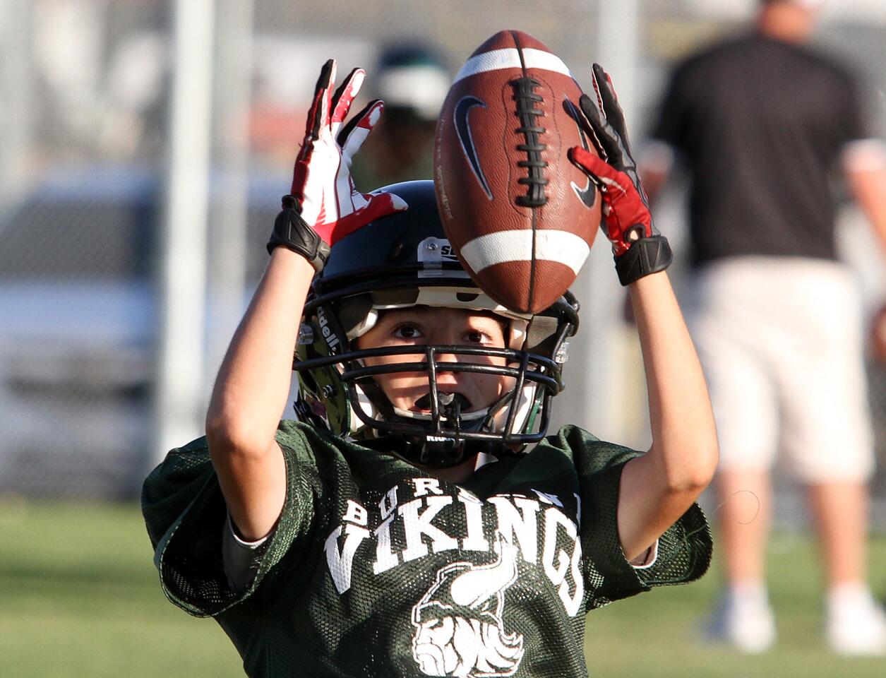 Photo Gallery: Burbank Vikings youth football practice