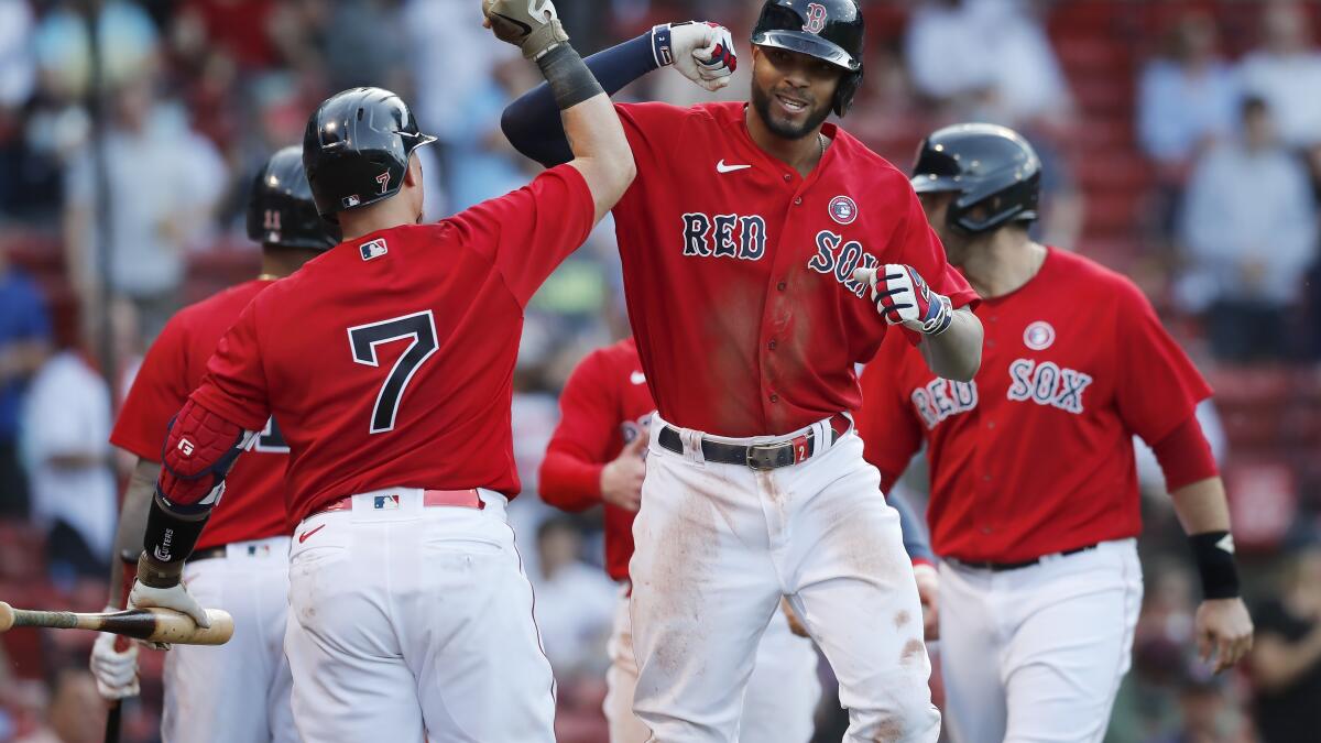 Xander Bogaerts agrees to 11-year, $280 million deal with Padres