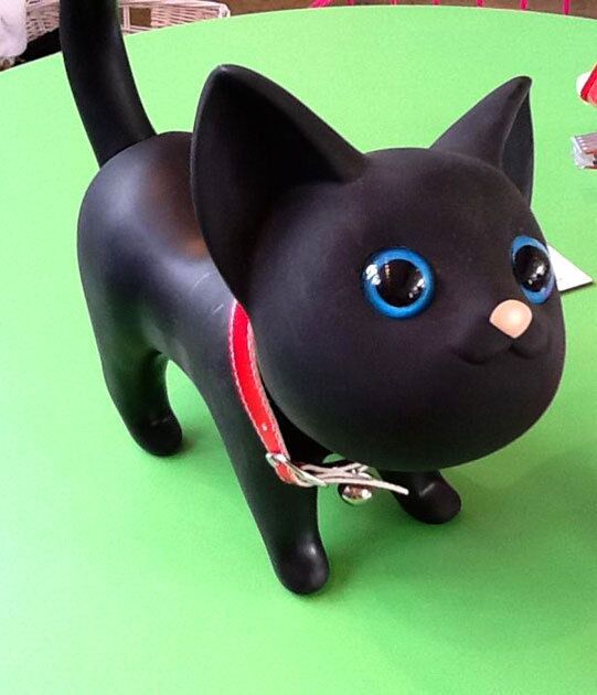 Black cat piggy bank