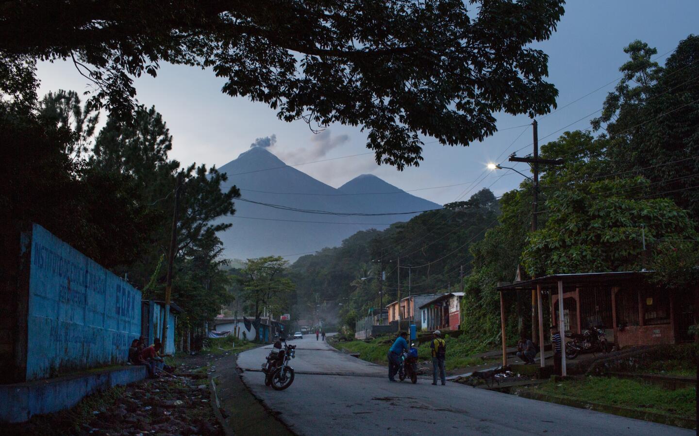 El Rodeo village at dusk