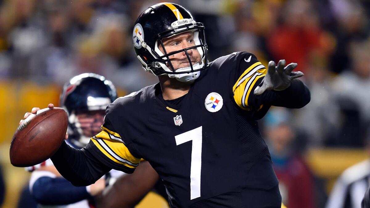 Pittsburgh Steelers quarterback Ben Roethlisberger passes during the third quarter of a 30-23 win over the Houston Texans on Monday night.