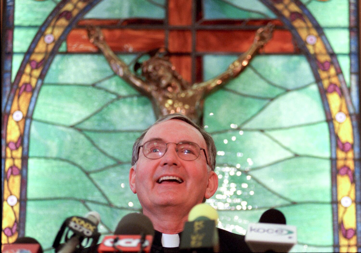O.C. bishop dies: Tod David Brown settled church sex abuse suit, apologized to victims
