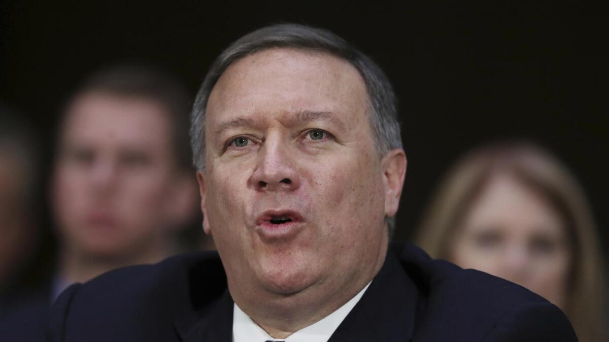 El director designado de la CIA, Mike Pompeo, testifica en su audiencia de confirmación ante el Comité de Inteligencia del Senado.