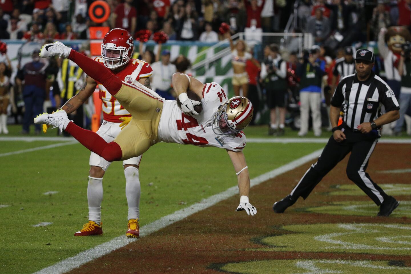 San Francisco 49ers fullback Kyle Juszczyk scores against the Kansas City Chiefs during the first half of Super Bowl LIV.