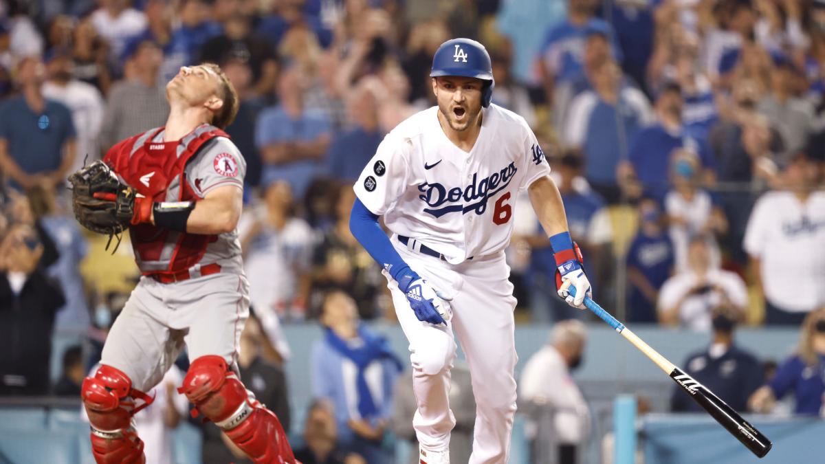 Travis Jankowski HAMMERS a Three-Run Home Run!