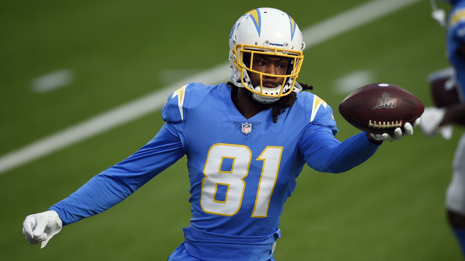 Chargers' highly paid WR Mike Williams has room to improve - Los Angeles  Times