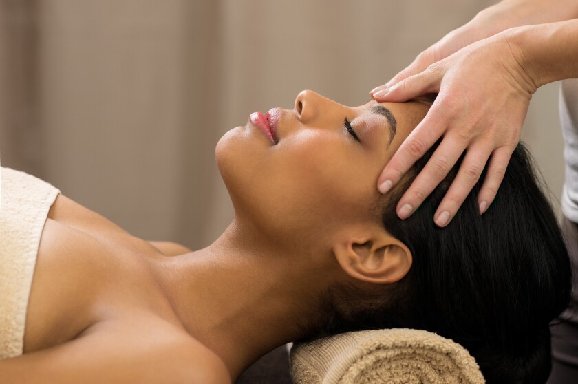 6-pro-tips-for-giving-an-at-home-massage-to-your-special-someone-los