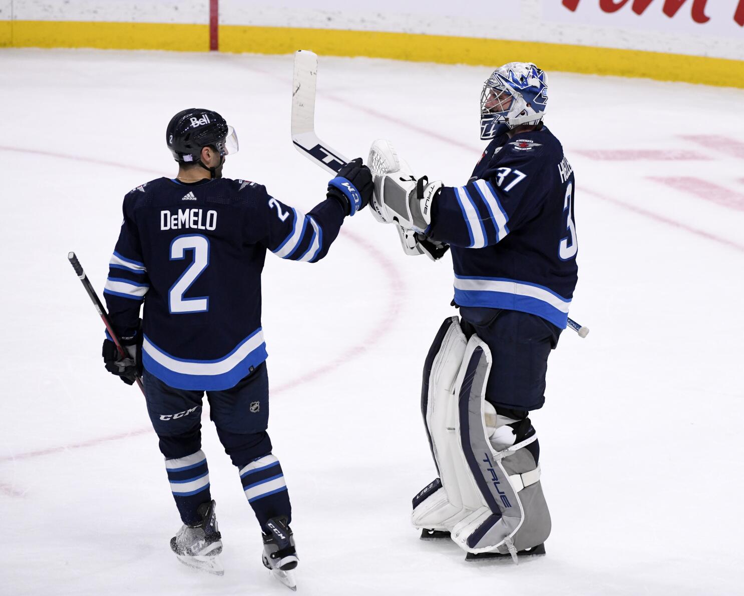 Scheifele scores 2 as surging Jets beat Stars 5-1 - The San Diego