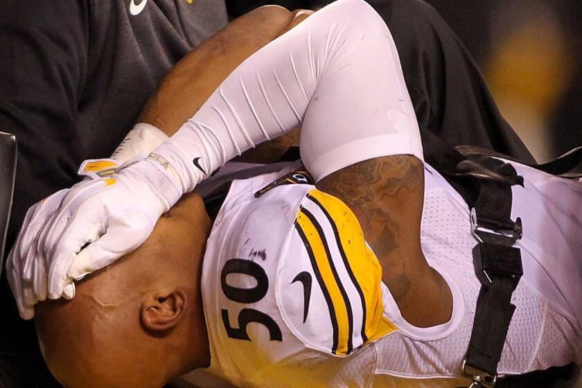CINCINNATI, OH - DECEMBER 04: Ryan Shazier #50 of the Pittsburgh Steelers reacts as he is carted off the field after a injury against the Cincinnati Bengals during the first half at Paul Brown Stadium on December 4, 2017 in Cincinnati, Ohio. (Photo by John Grieshop/Getty Images) ** OUTS - ELSENT, FPG, CM - OUTS * NM, PH, VA if sourced by CT, LA or MoD **