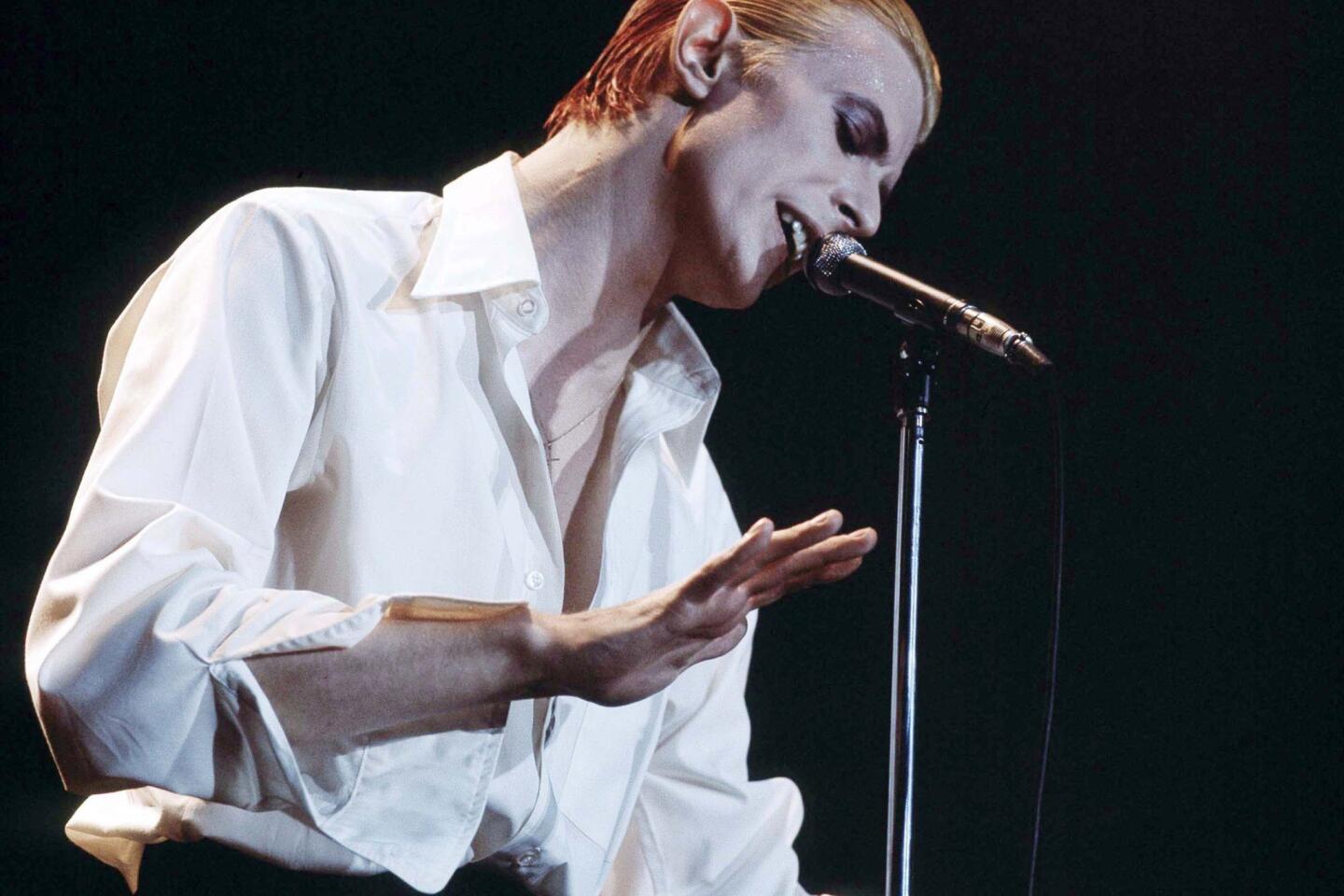 Kansai Yamamoto attends the 'David Bowie is Fashion' conference at News  Photo - Getty Images