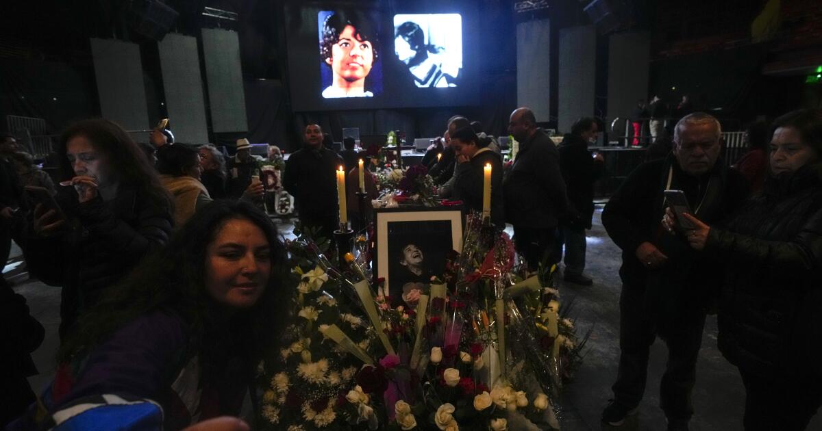 Muere A Los 79 Años La Cantante Chilena Cecilia La Incomparable Los Angeles Times 9034