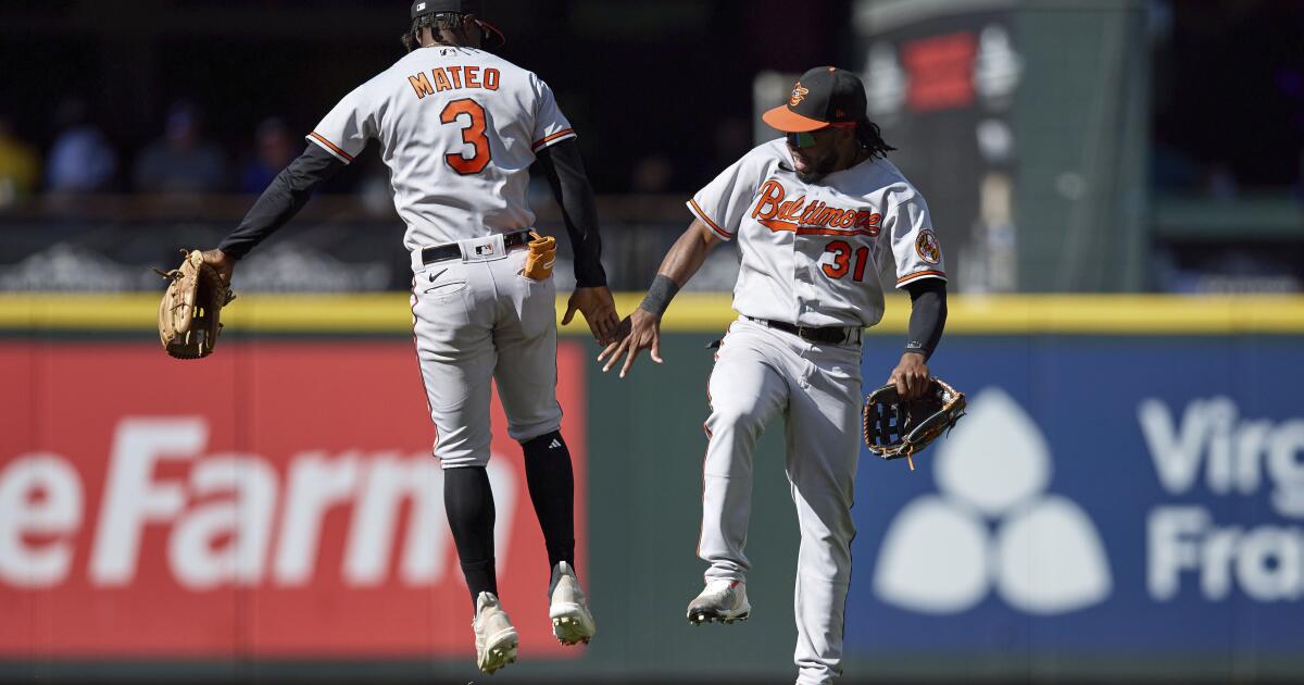 Orioles split doubleheader with White Sox; winners in Game 2, 6-3