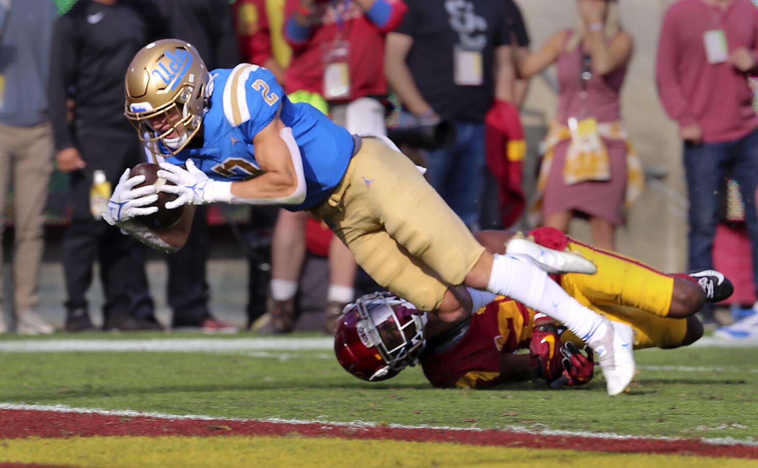 UCLA receiver Kyle Philips declares for NFL draft - Los Angeles Times