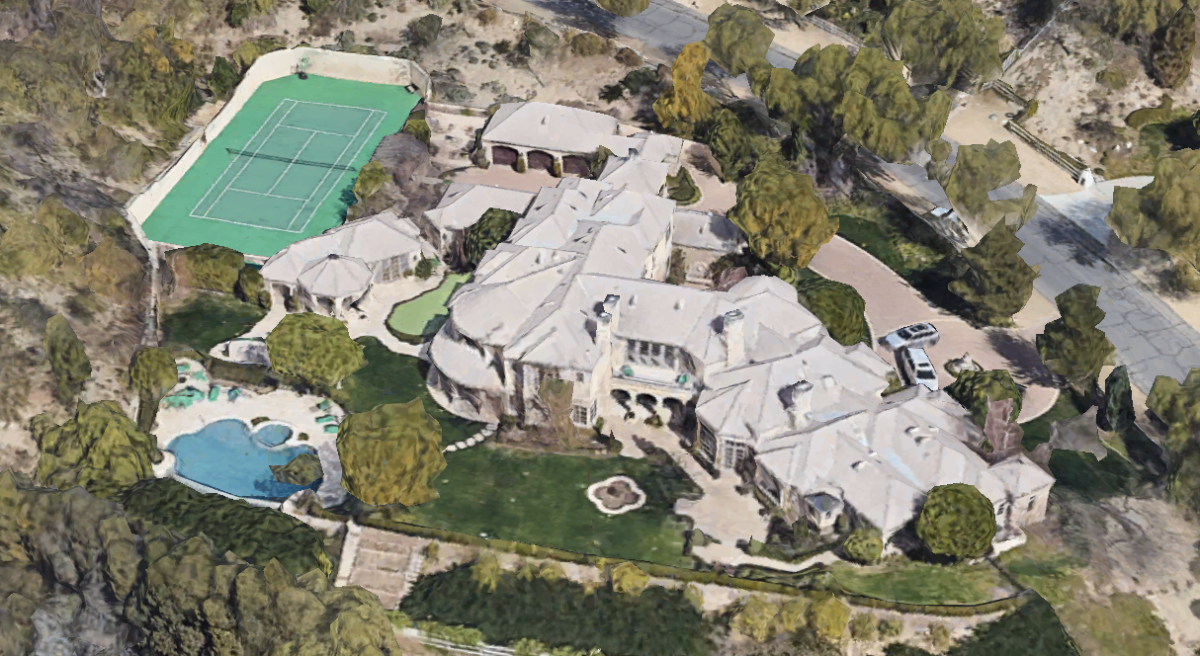 Aerial view of Vin Scully's estate.