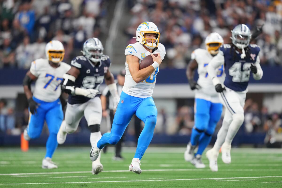 এনএফএল সপ্তাহ 17 বাছাই: ঈগলদের উপর বিলের প্রাধান্য; চার্জাররা টেক্সানদের পরাজিত করেছে এনএফএল সপ্তাহ 17 বাছাই: ঈগলদের উপর বিলের প্রাধান্য; চার্জাররা টেক্সানদের পরাজিত করেছে