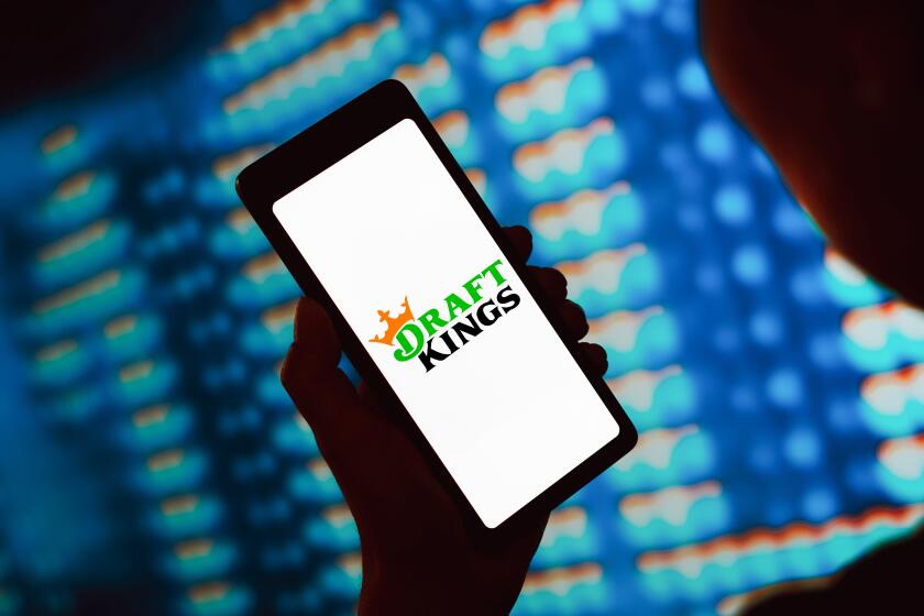 BRAZIL - 2024/02/29: In this photo illustration, the DraftKings logo is displayed on a smartphone screen. (Photo Illustration by Rafael Henrique/SOPA Images/LightRocket via Getty Images)