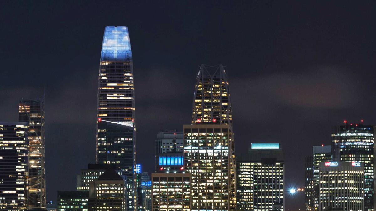 Artist's rendering of the nine-Story LED light sculpture atop the Salesforce Tower in San Francisco. (Jim Campbell)