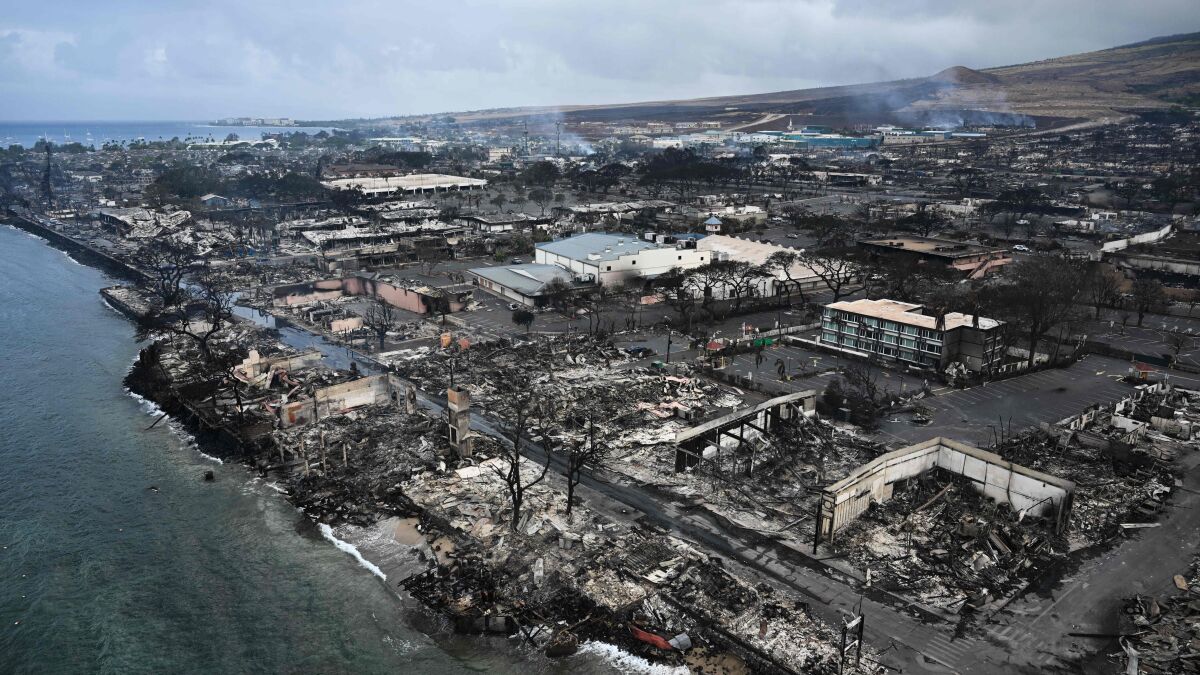 Before-and-after images show Maui wildfire devastation. 'Wiped out' - Los Angeles Times