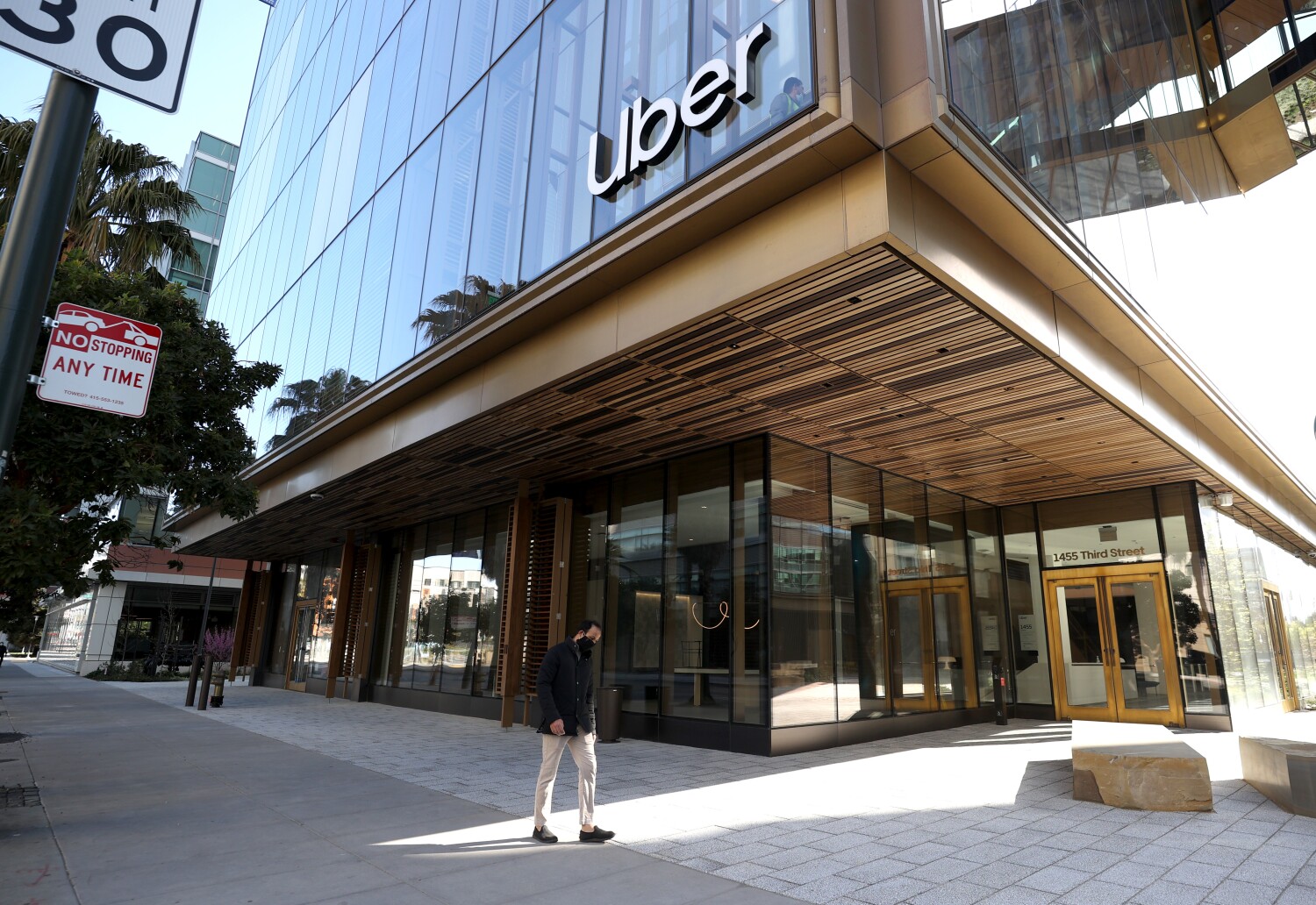 Uber to pay over $2 million to users with disabilities
