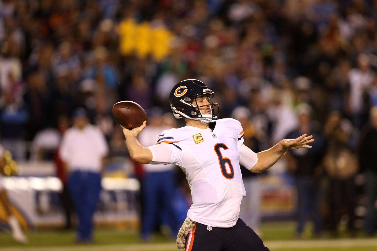 Bears quarterback Jay Cutler throws a long pass in the second quarter against the Chargers.