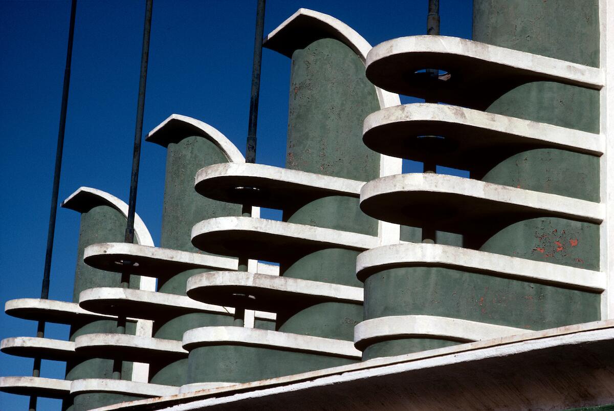 Pan-Pacific Auditorium, exterior detail (Wurdeman & Becket, 1935), formerly at 7600 Beverly Blvd.