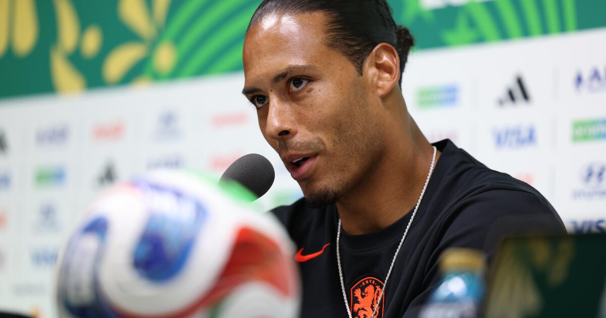 Mundial 2026 Memphis Depay Returns to Action
