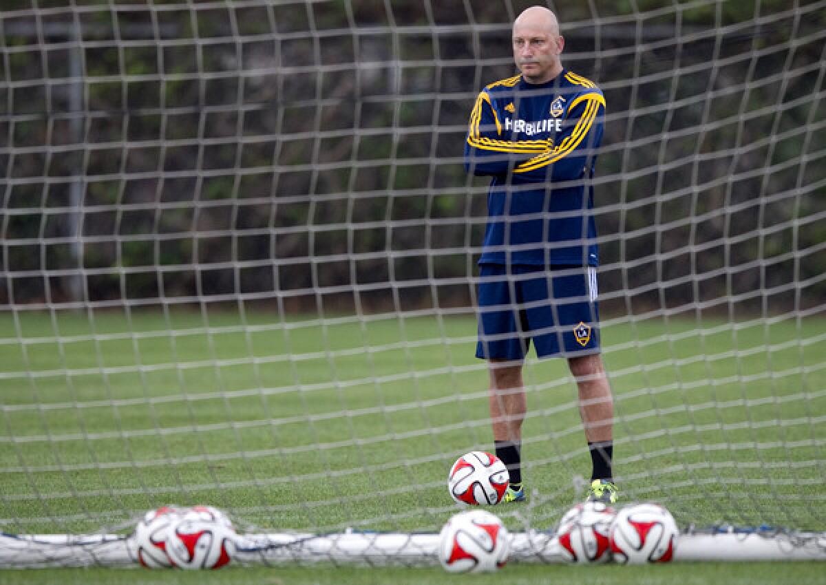 Matt Reis keeps watch over Galaxy goalkeepers during a training session on Wednesday at Stub Hub Center.