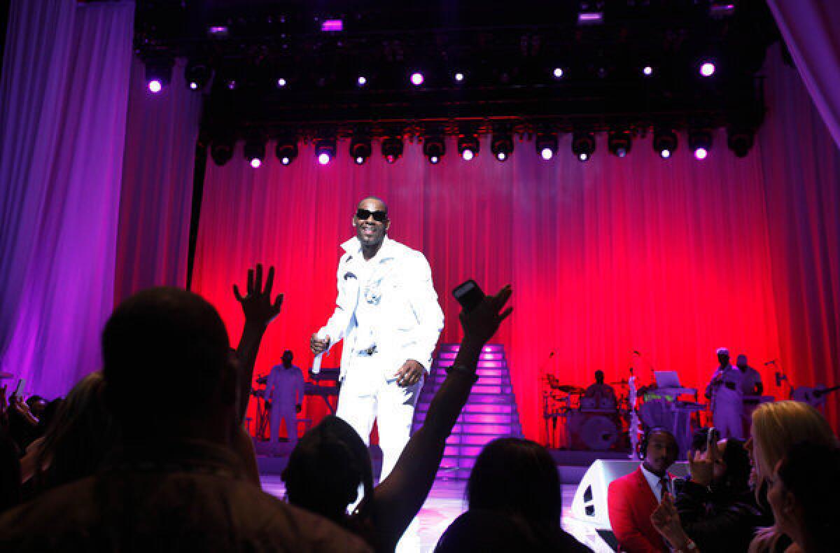R. Kelly performing at Nokia Theatre on Friday.