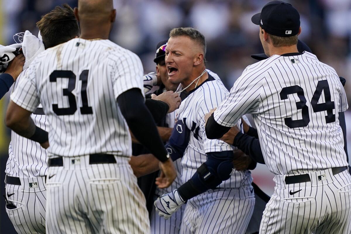 The Yankees release Josh Donaldson