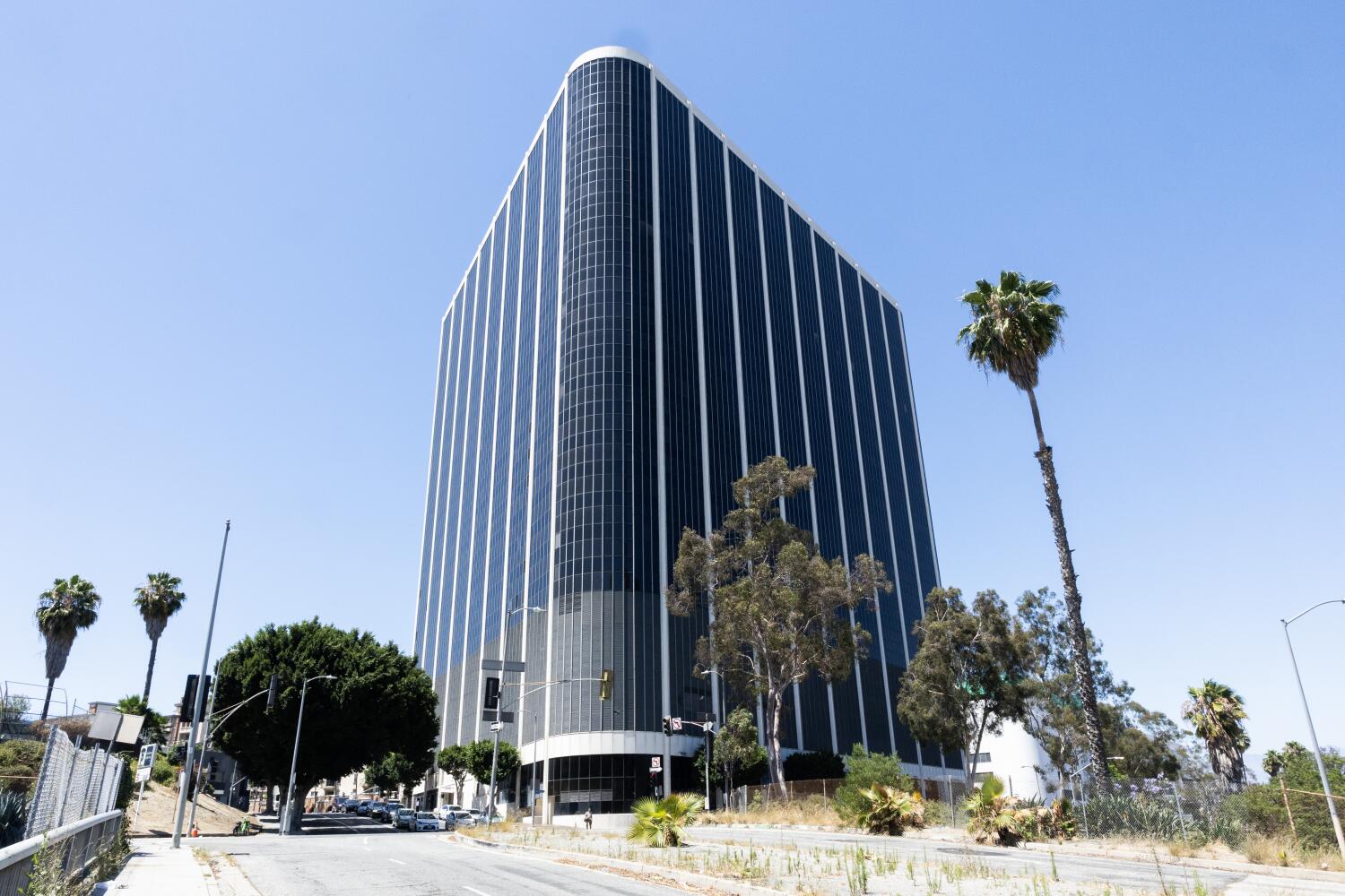 LAUSD faces 'severe' signs of insolvency; county warns it could take control of budget