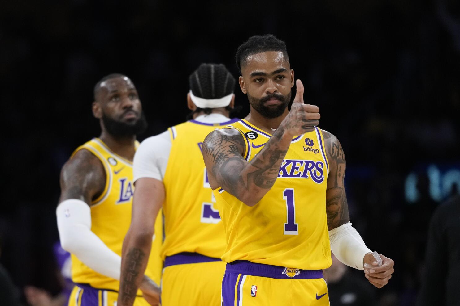 The @lakers close out the night with an #NBAPreseason W behind D'Angelo  Russell's 21 PTS, 3 REB, 8 AST! 📸: @lakers