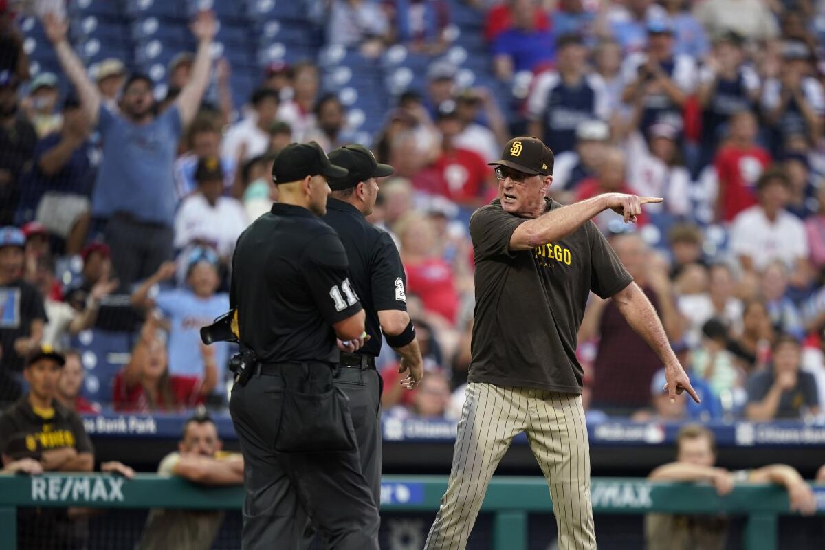 Players, just like fans, turn to Twitter after game to see how umpires did  